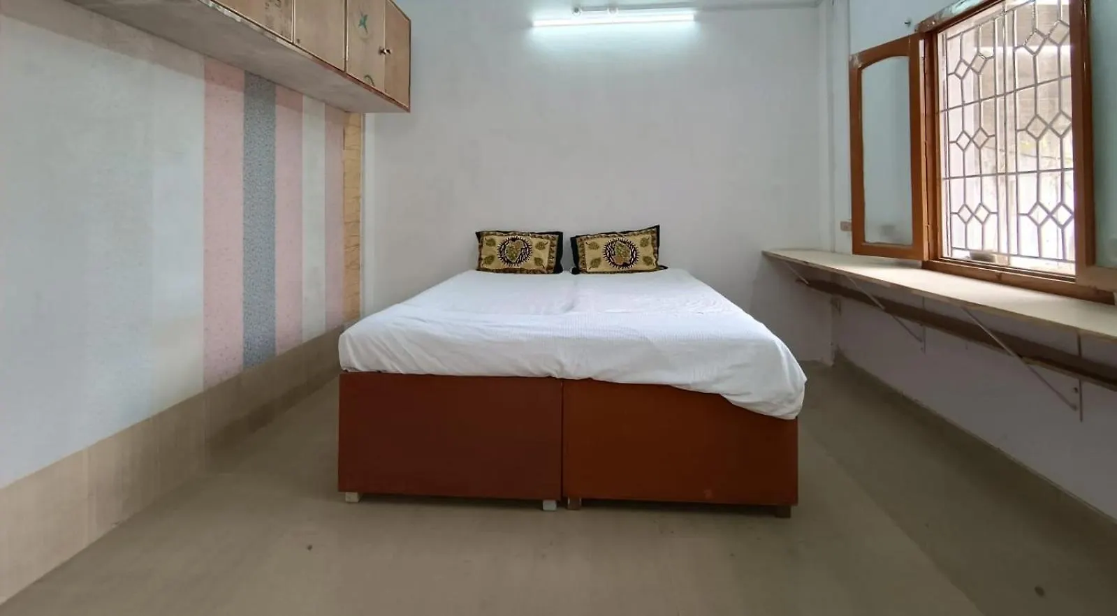 Homestay Gayatri Kunj Apartment Varanasi